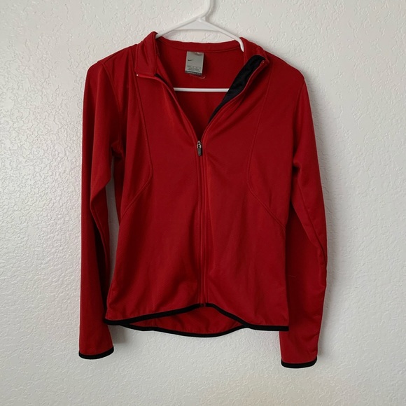 Nike Sweaters - Nike full zip therma fit jacket